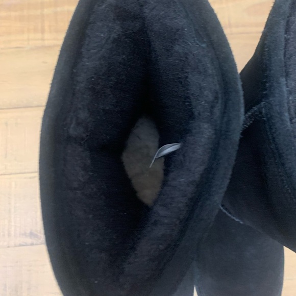 BearPaw Black Boots - Picture 9 of 14